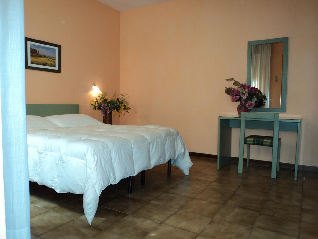 Zenith Otel Montecatini Terme Oda fotoğraf