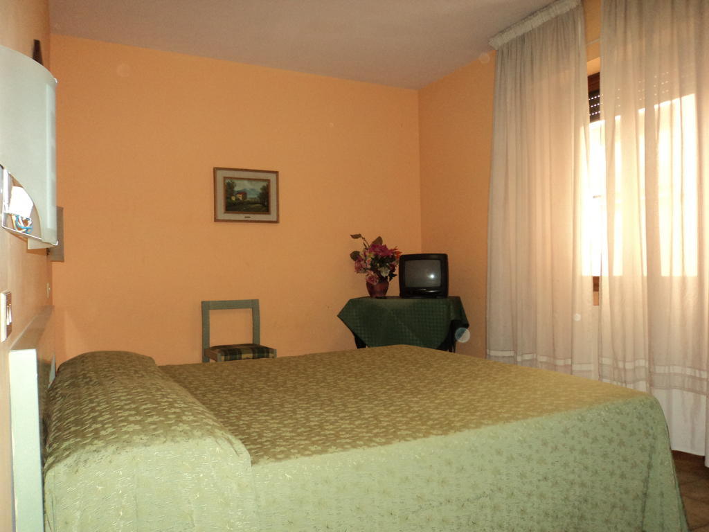 Zenith Otel Montecatini Terme Oda fotoğraf