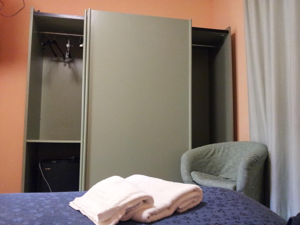 Zenith Otel Montecatini Terme Oda fotoğraf
