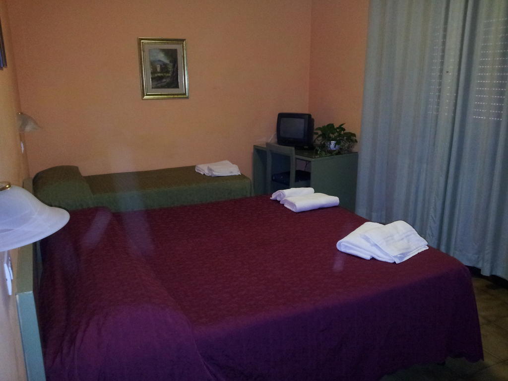 Zenith Otel Montecatini Terme Oda fotoğraf